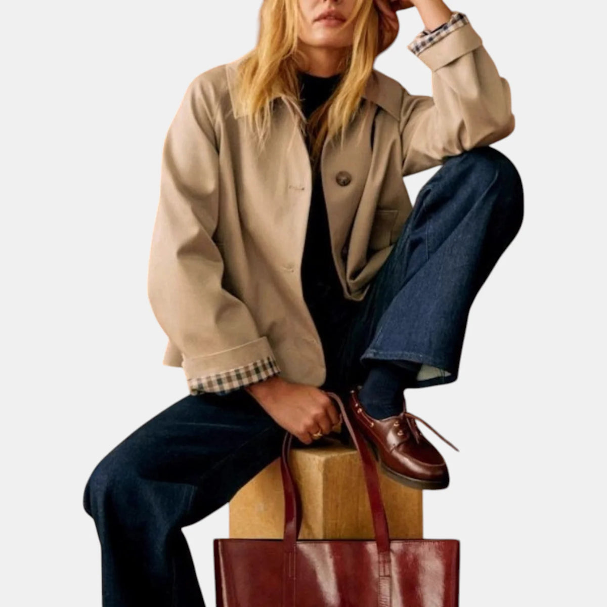 Amy Cropped Check-Cuff Trench Coat in Camel