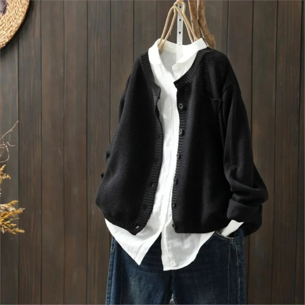 Gail Crewneck Pocket Button Cardigan in Black