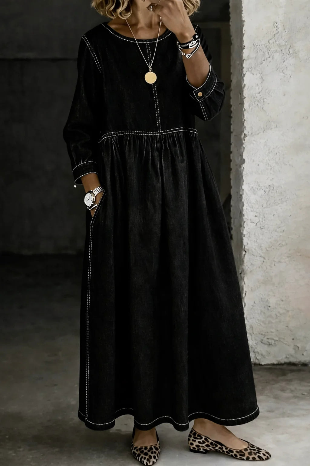 June Contrast Stitch Vintage Maxi Dress in Black