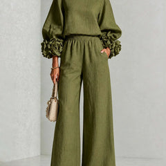 Naomi Rosette Cuff Two-Piece Set in Green