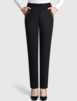 Patricia Pull-On Straight Leg Jeans in Black
