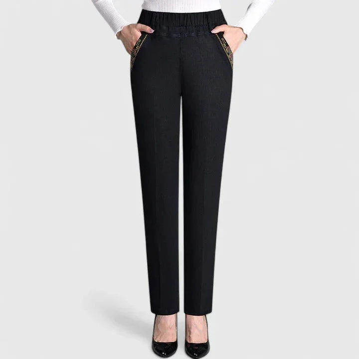 Patricia Pull-On Straight Leg Jeans in Black