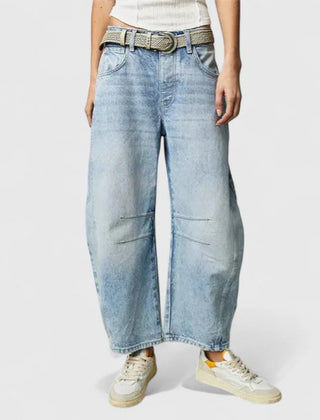 Phoebe Barrel Leg Jeans in Light Blue