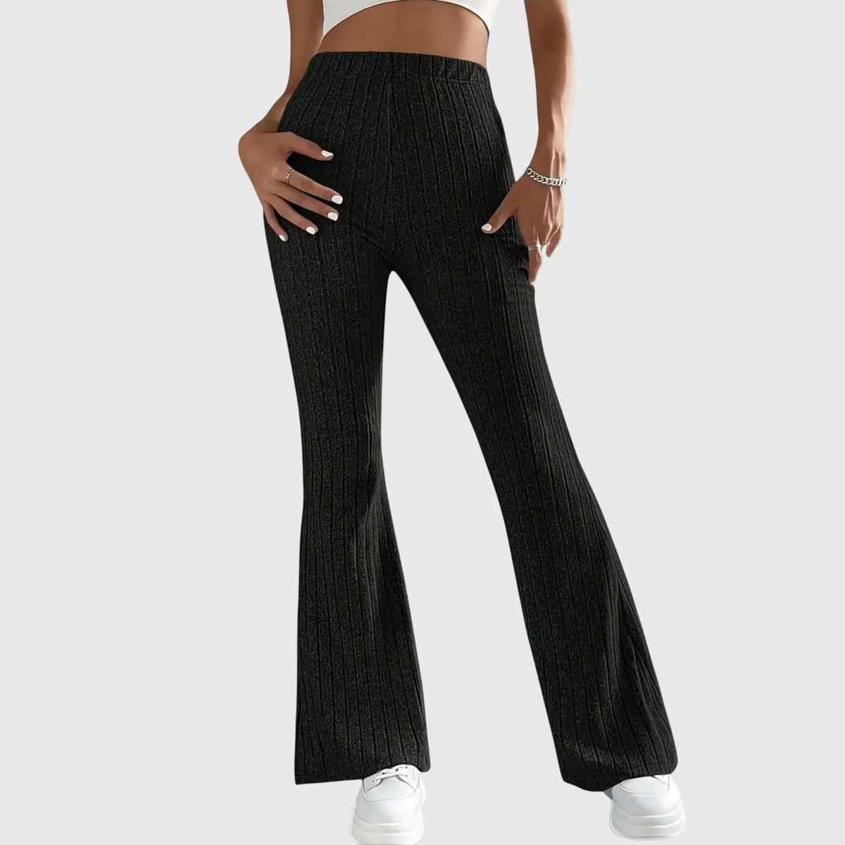 Phyllis Ribbed Flared Pants in Black