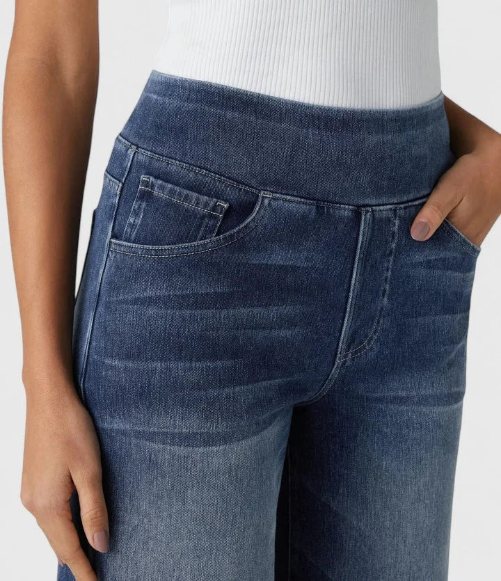 Polly Pull-On Wide-Leg Jeans in Dark Blue
