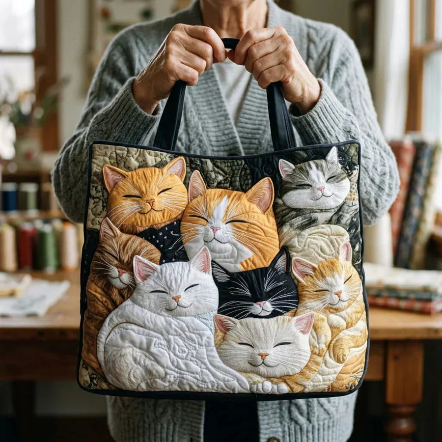 Rosalind Sleepy Cats Tote Bag in Multicolour