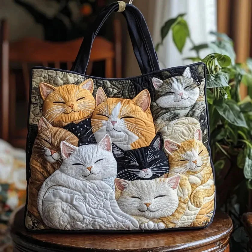 Rosalind Sleepy Cats Tote Bag in Multicolour
