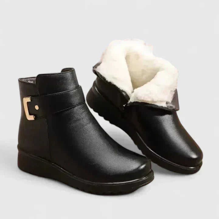 Susan Buckle Strap Lined Winter Boots in Black / Cream Lining