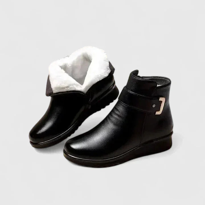 Susan Buckle Strap Lined Winter Boots in Black / Cream Lining