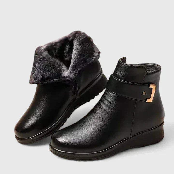 Susan Buckle Strap Lined Winter Boots in Black / Grey Lining