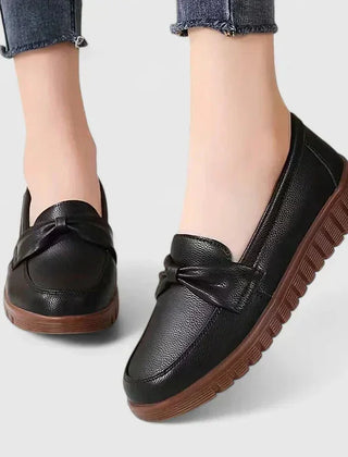 Virginia Bow Front Comfort Loafers in Black