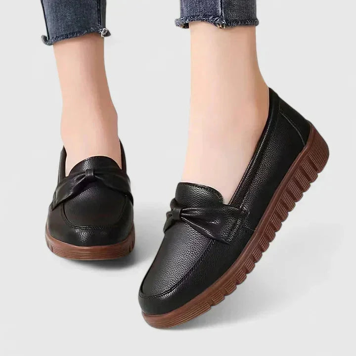 Virginia Bow Front Comfort Loafers in Black
