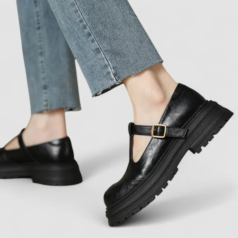 Willa Chunky T-Strap Mary Janes in Black