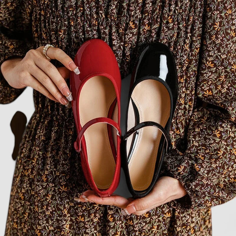 Yolanda Glossy Block Heel Mary Janes in Red
