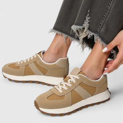 Zelda Retro Runner Sneakers in Khaki
