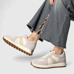 Zelda Retro Runner Sneakers in White
